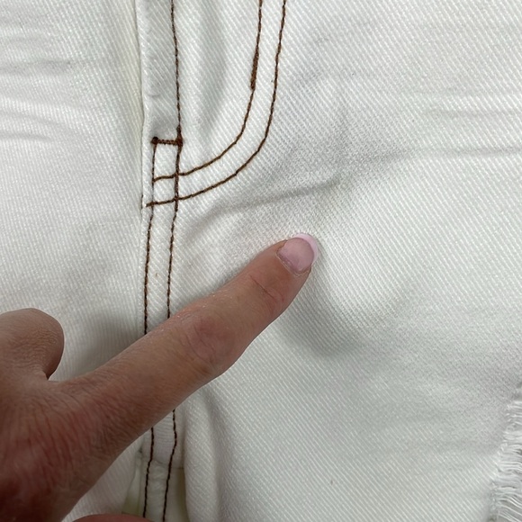 NWT One Teaspoon Stevies Mid Rise Bermuda Denim Shorts Destructed Rips Ivory 26 - Picture 12 of 16